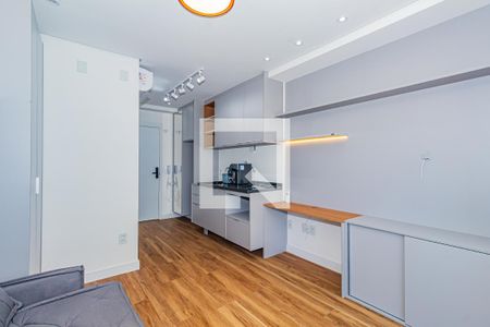Sala/Quarto de kitnet/studio para alugar com 1 quarto, 32m² em Santo Amaro, São Paulo