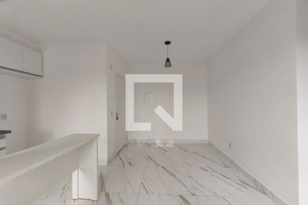 Sala de apartamento para alugar com 2 quartos, 42m² em Jardim Ipaussurama, Campinas