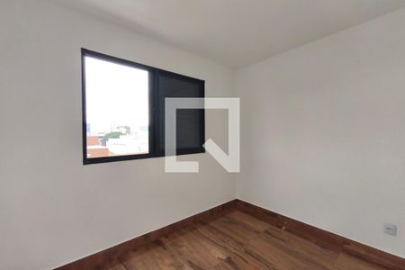 Quarto 2 de apartamento para alugar com 2 quartos, 42m² em Jardim Ipaussurama, Campinas