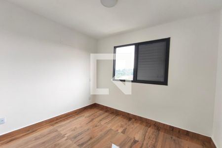 Quarto 2 de apartamento para alugar com 2 quartos, 42m² em Jardim Ipaussurama, Campinas