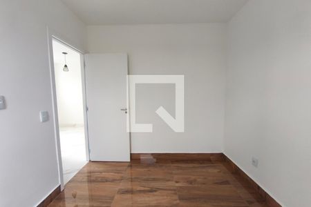 Quarto 1 de apartamento para alugar com 2 quartos, 42m² em Jardim Ipaussurama, Campinas