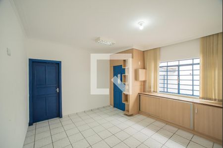 Sala de casa de condomínio para alugar com 2 quartos, 130m² em Vila da Saúde, São Paulo