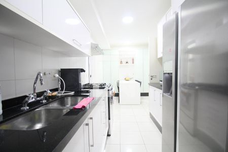 Cozinha de apartamento para alugar com 2 quartos, 168m² em Vila Andrade, São Paulo
