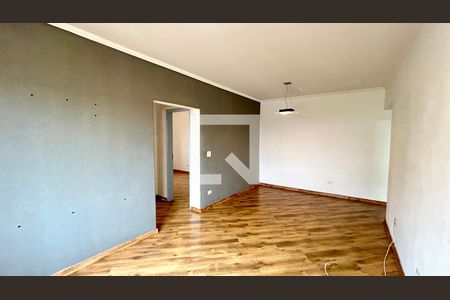 Sala de apartamento para alugar com 2 quartos, 130m² em Vila Milton, Guarulhos