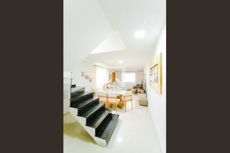 Sala de casa à venda com 5 quartos, 168m² em Jardim Santa Mena, Guarulhos