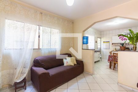 Casa à venda com 5 quartos, 300m² em Santa Maria, Osasco