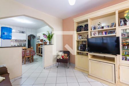 Sala  de casa à venda com 5 quartos, 300m² em Santa Maria, Osasco