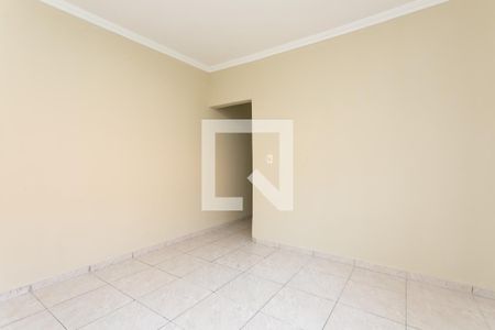 Sala  de casa para alugar com 3 quartos, 125m² em Conjunto Habitacional A. E. Carvalho, São Paulo