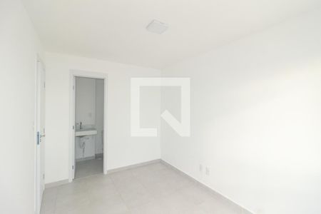 Suíte de apartamento para alugar com 2 quartos, 50m² em Campo Grande, Rio de Janeiro