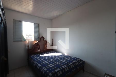 Quarto 1 de casa para alugar com 2 quartos, 70m² em Conjunto Habitacional Marechal Mascarenhas de Morais, São Paulo