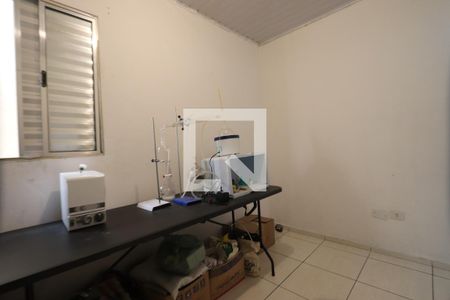 Quarto 2 de casa para alugar com 2 quartos, 70m² em Conjunto Habitacional Marechal Mascarenhas de Morais, São Paulo