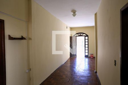 Sala de casa à venda com 8 quartos, 360m² em Santa Ines, Belo Horizonte