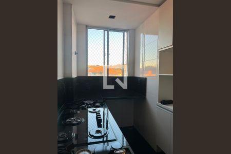 Cozinha de apartamento à venda com 2 quartos, 95m² em Pousada Santo Antonio, Belo Horizonte