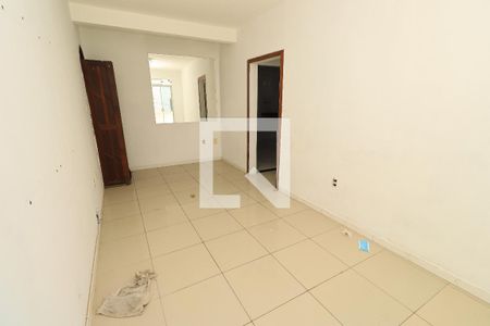 Sala de casa para alugar com 2 quartos, 59m² em Cabula Vi, Salvador