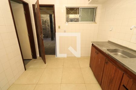 Cozinha de casa para alugar com 3 quartos, 120m² em Stella Maris, Salvador