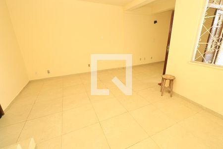 Sala de casa para alugar com 3 quartos, 120m² em Stella Maris, Salvador