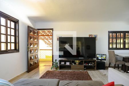 Sala de casa para alugar com 3 quartos, 79m² em Conjunto Habitacional Sao Sebastiao, Mogi das Cruzes