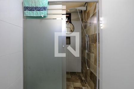 Banheiro de casa para alugar com 3 quartos, 79m² em Conjunto Habitacional Sao Sebastiao, Mogi das Cruzes