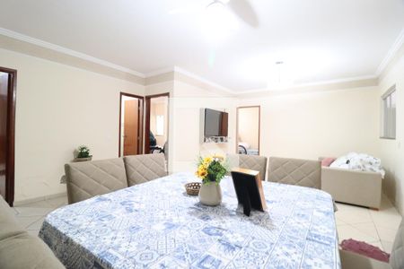 Sala de casa para alugar com 4 quartos, 243m² em Marta Helena, Uberlândia