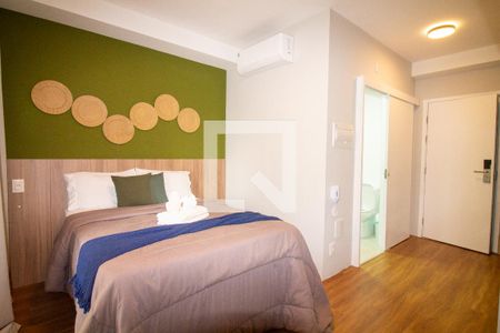 Sala / Quarto - Studio de kitnet/studio à venda com 1 quarto, 30m² em Campo Belo, São Paulo