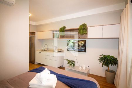 Sala / Quarto - Studio de kitnet/studio à venda com 1 quarto, 30m² em Campo Belo, São Paulo
