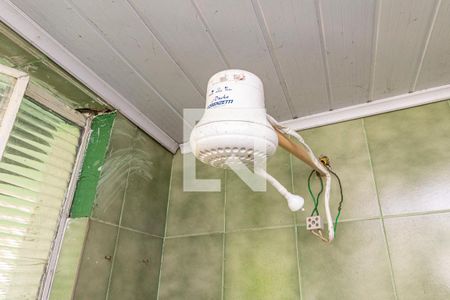 Banheiro de kitnet/studio para alugar com 1 quarto, 35m² em Brás de Pina, Rio de Janeiro