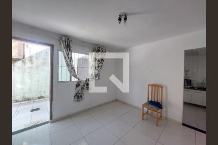 Sala de casa à venda com 2 quartos, 250m² em Jardim Campinas, São Paulo
