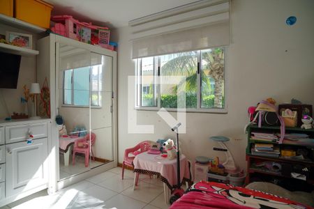 Quarto 1 de casa de condomínio para alugar com 2 quartos, 100m² em Pindobas, Maricá