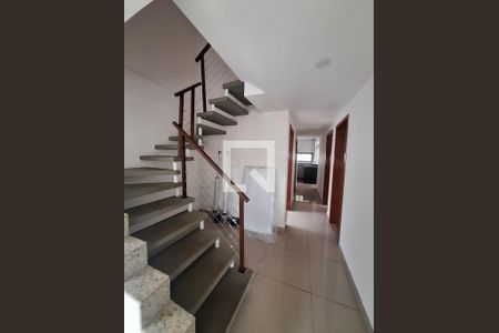 Corredor de casa para alugar com 5 quartos, 250m² em Matapaca, Niterói