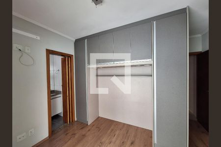 Suíte de apartamento para alugar com 2 quartos, 98m² em Jardim Santo Alberto, Santo André