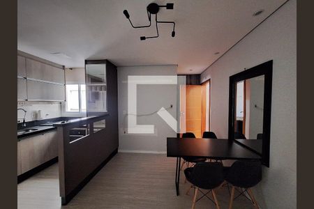 Sala de apartamento para alugar com 2 quartos, 98m² em Jardim Santo Alberto, Santo André