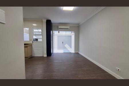 Sala de casa de condomínio à venda com 3 quartos, 118m² em Vila Homero Thon, Santo André