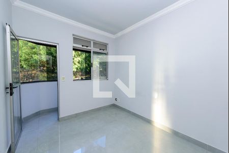 Sala de apartamento à venda com 3 quartos, 98m² em Novo Riacho, Contagem