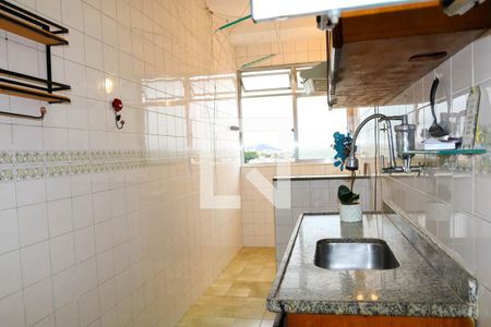 Cozinha de apartamento para alugar com 2 quartos, 55m² em Abolição, Rio de Janeiro