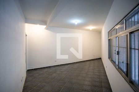 Sala Casa 1 de casa à venda com 7 quartos, 338m² em Taboão, Diadema