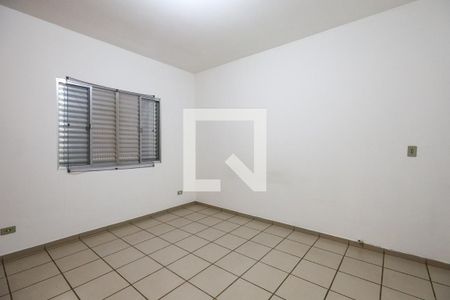 Suíte de casa para alugar com 3 quartos, 250m² em Jardim Santa Terezinha, Taboão da Serra