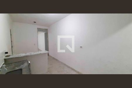 Cozinha de casa para alugar com 1 quarto, 30m² em Santa Maria, Osasco