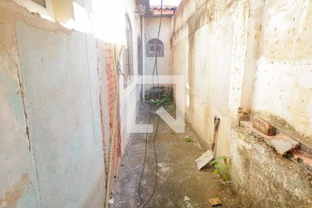 Corredor de casa à venda com 3 quartos, 242m² em Campo Grande, Rio de Janeiro