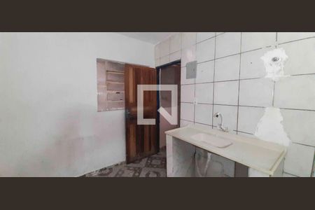 Sala/Cozinha de casa para alugar com 2 quartos, 60m² em Santa Maria, Osasco