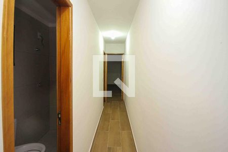 Corredor de casa para alugar com 3 quartos, 91m² em Vila Ré, São Paulo