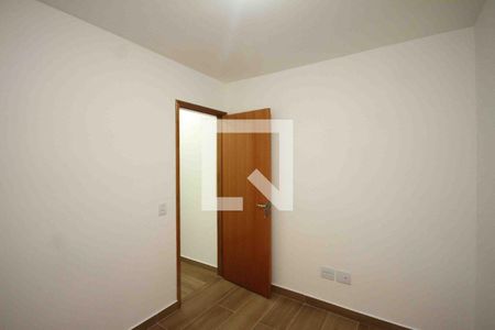 Quarto de casa para alugar com 3 quartos, 91m² em Vila Ré, São Paulo