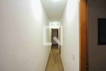 Corredor de casa para alugar com 3 quartos, 91m² em Vila Ré, São Paulo