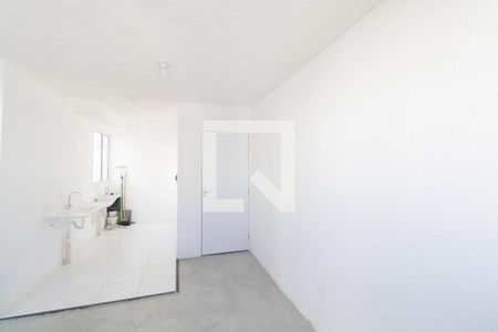 Sala de apartamento para alugar com 2 quartos, 43m² em Inhoaíba, Rio de Janeiro