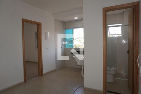 Sala/Cozinha de apartamento para alugar com 1 quarto, 40m² em Jardim Castilho, Embu das Artes