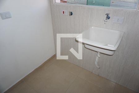 Lavanderia de apartamento para alugar com 1 quarto, 40m² em Jardim Castilho, Embu das Artes