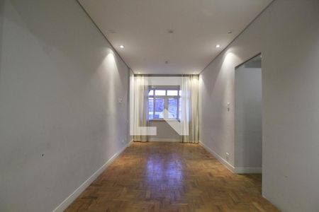 Apartamento para alugar com 2 quartos, 70m² em Aclimação, São Paulo