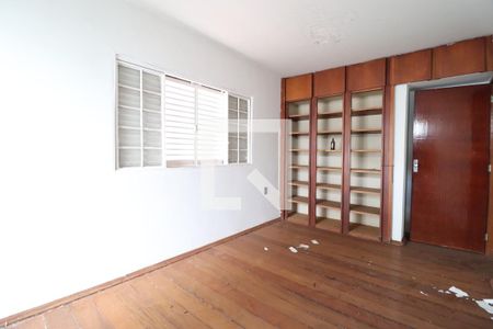Quarto 1 de casa para alugar com 3 quartos, 250m² em Cidade Jardim, Uberlândia