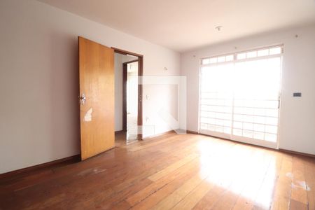 Quarto 2 - Suíte de casa para alugar com 3 quartos, 250m² em Cidade Jardim, Uberlândia
