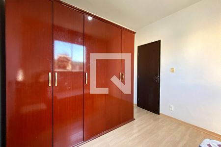 Quarto 2 de apartamento para alugar com 3 quartos, 68m² em Manacás, Belo Horizonte