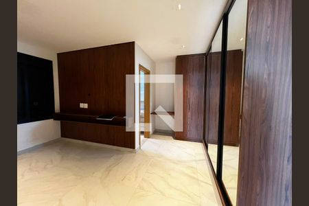Apartamento à venda com 2 quartos, 79m² em Setor Marista, Goiânia